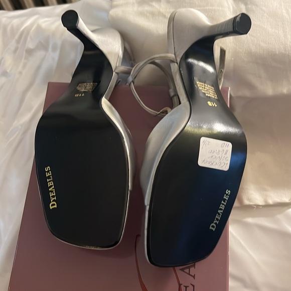 Love Knot Silver - Picture 4 of 5